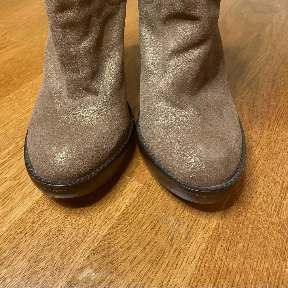 Tory Burch Chelsea Gold Slip On Heeled Boot